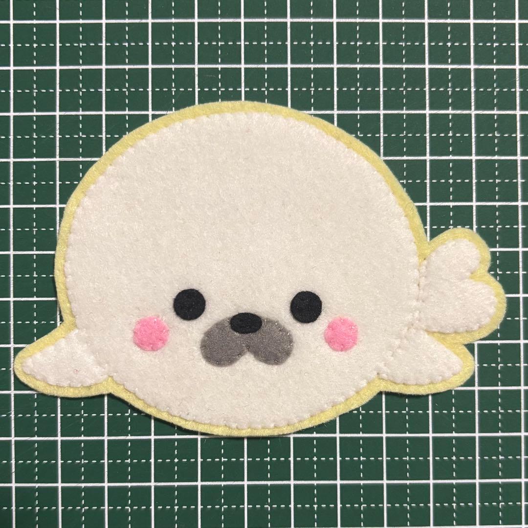 【まいまいページ】ハンドメイド　フェルト　ワッペン　ネームタグ　名札