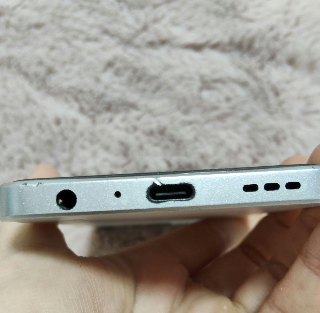 OPPO Reno9 A ムーンホワイト