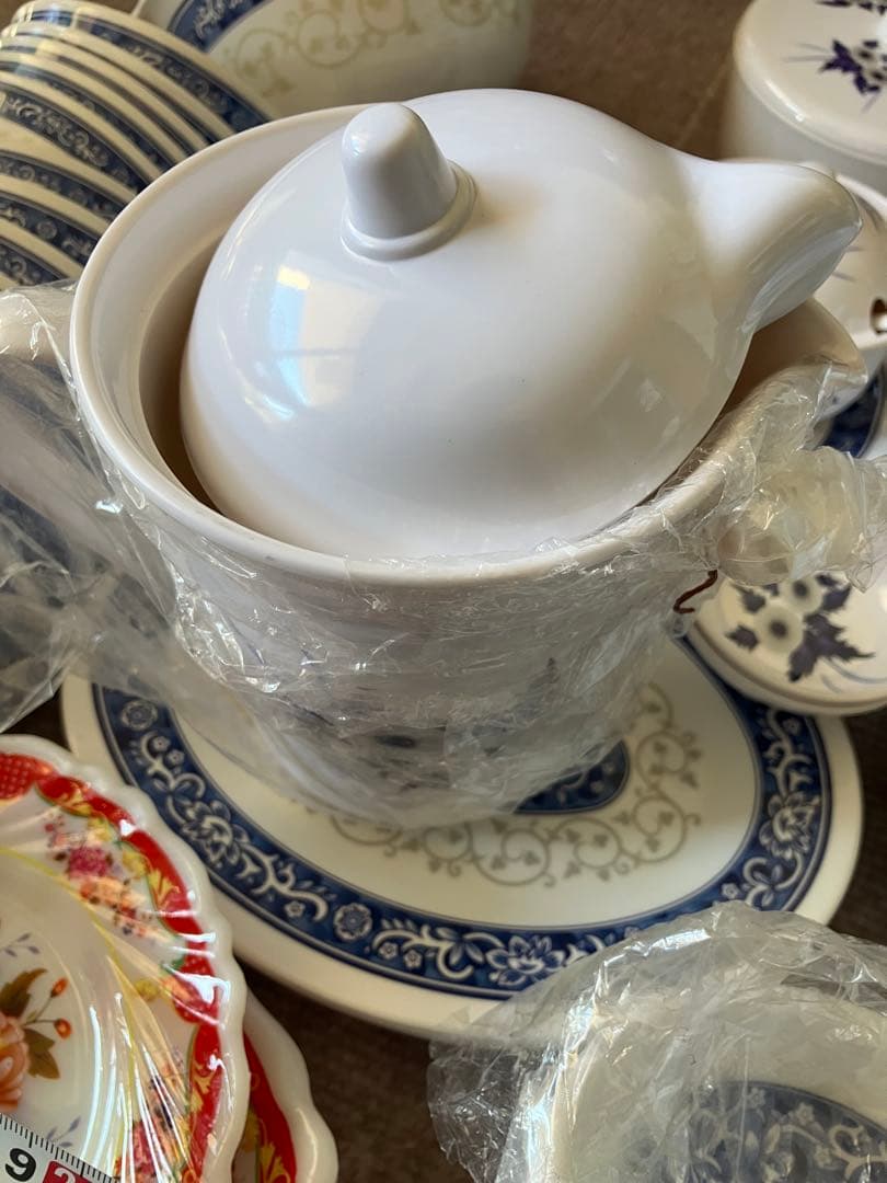 東南アジア　メラミン食器セット　大量新品