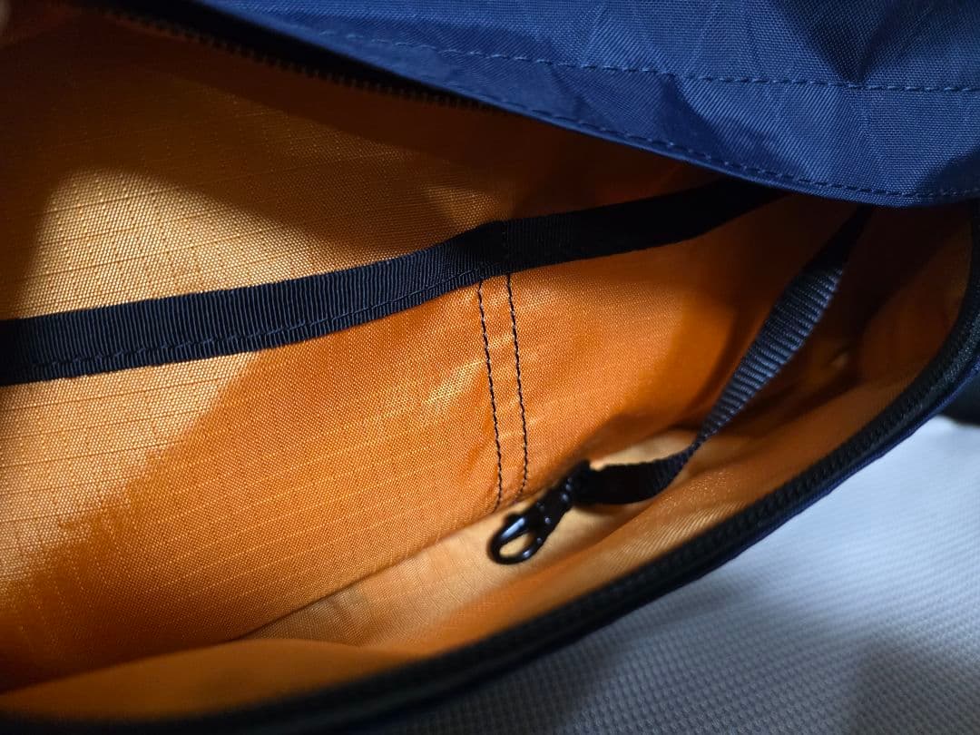 Tomtoc Wander-T26 X-Pac 5.5L ボディバッグ ブルー