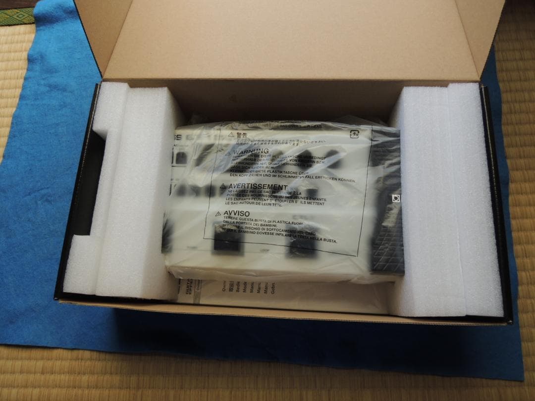 ♪新品同様♪GT-1-WH★新品バック、元箱・説明書、大容量おまけ電源付き