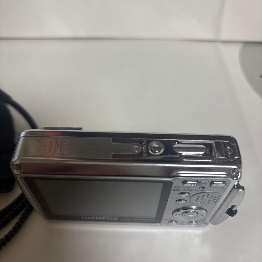 OLYMPUS 725 SW・μ-10 DIGITAL コンパクトデジタルカメラ