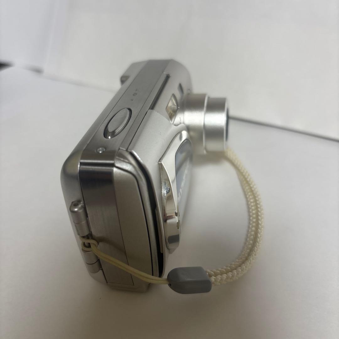 OLYMPUS 725 SW・μ-10 DIGITAL コンパクトデジタルカメラ