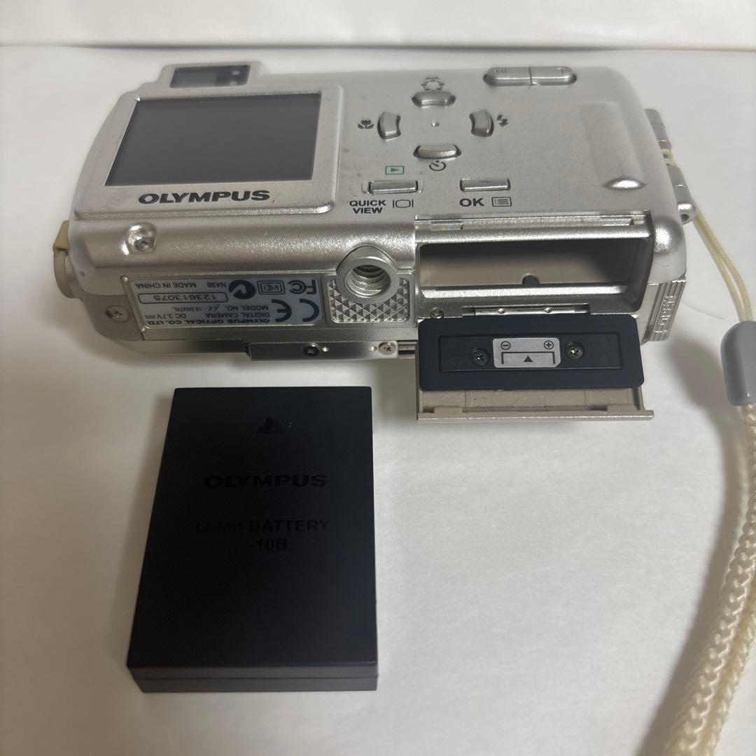 OLYMPUS 725 SW・μ-10 DIGITAL コンパクトデジタルカメラ