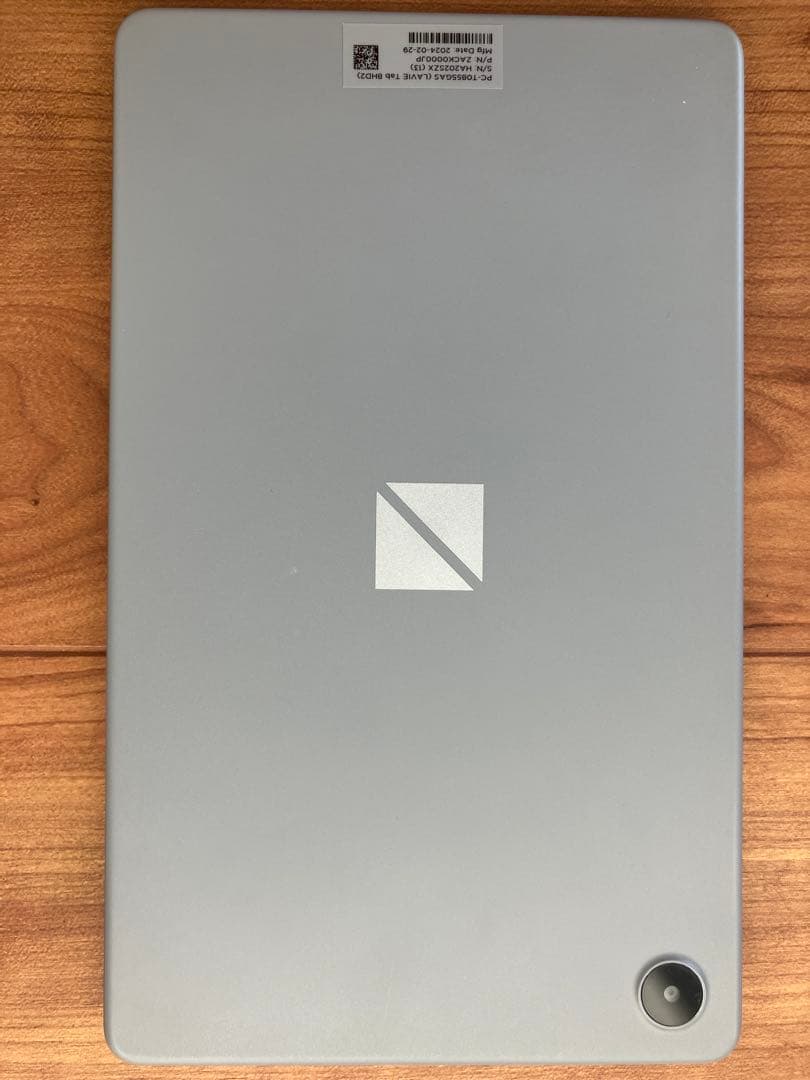 NEC LAVIE Tab T8 シルバー