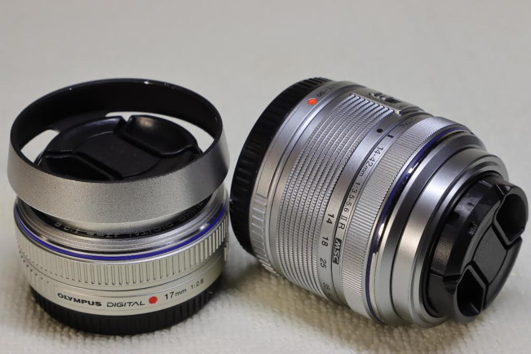 Olympus DIGITAL【2本set】新品と美品　☆定価計69.750円☆