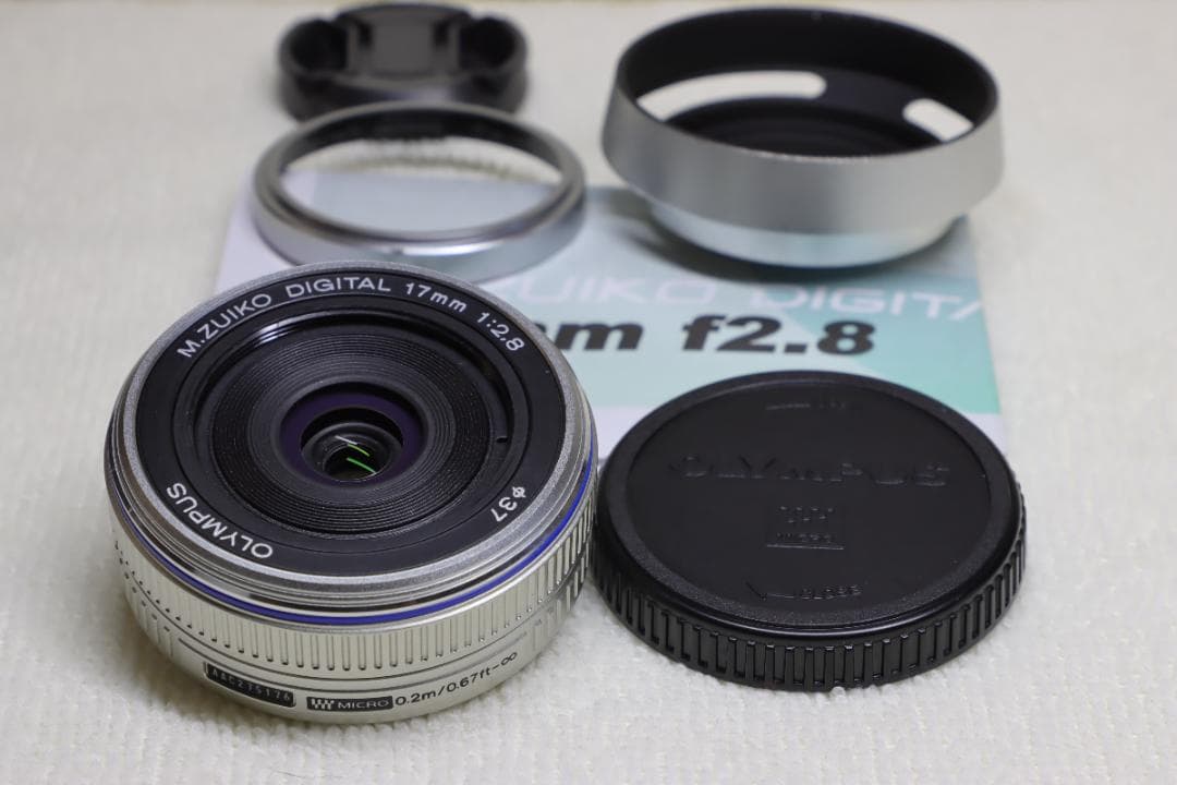 Olympus DIGITAL【2本set】新品と美品　☆定価計69.750円☆