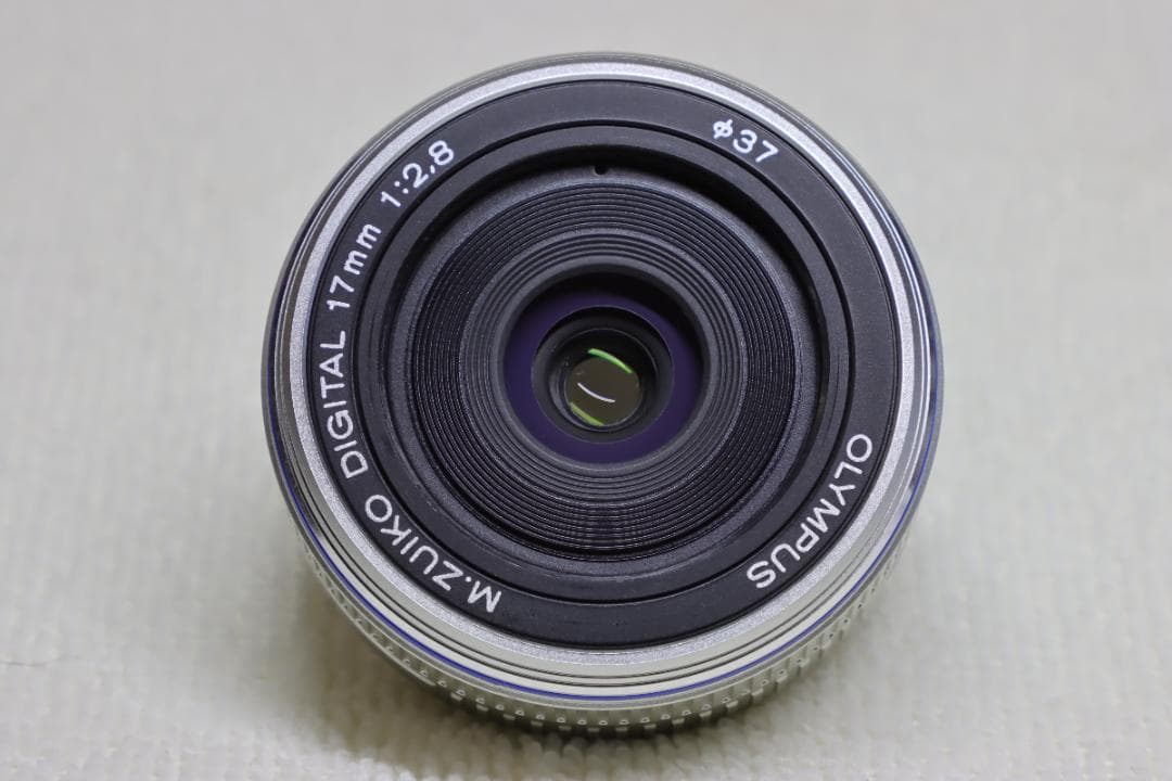 Olympus DIGITAL【2本set】新品と美品　☆定価計69.750円☆
