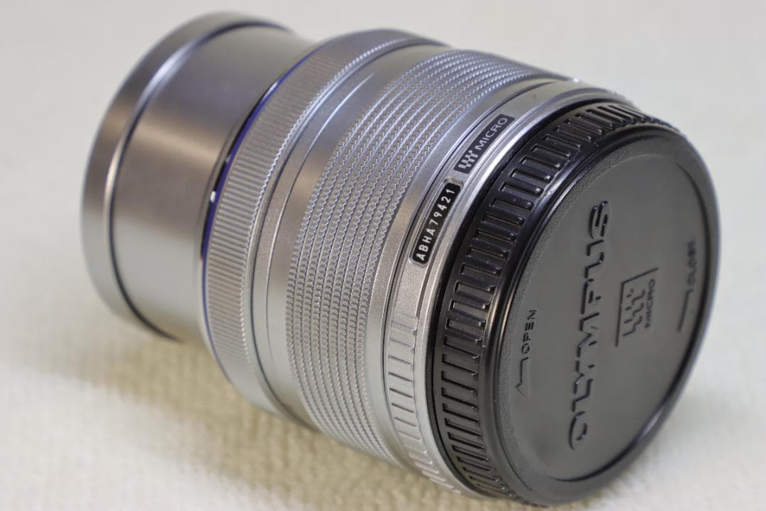 Olympus DIGITAL【2本set】新品と美品　☆定価計69.750円☆