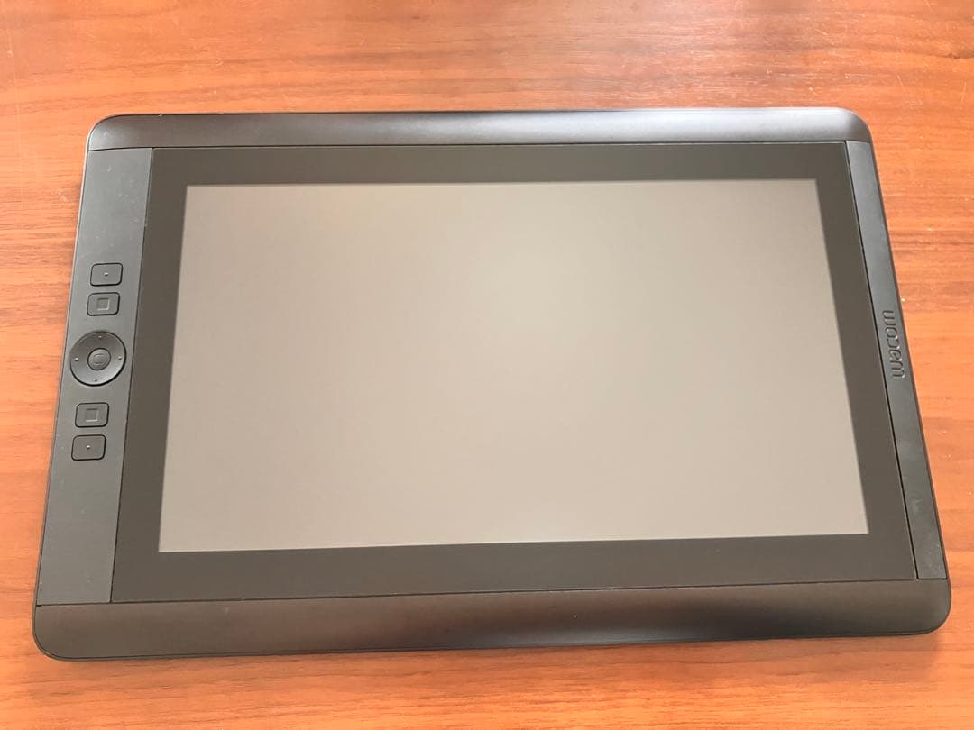 wacom液晶ペンタブレット13HD