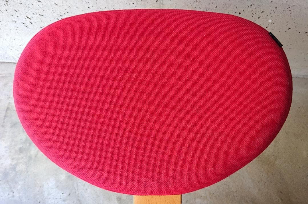 【良品】バランスチェアイージー　サカモトハウス 　レッド