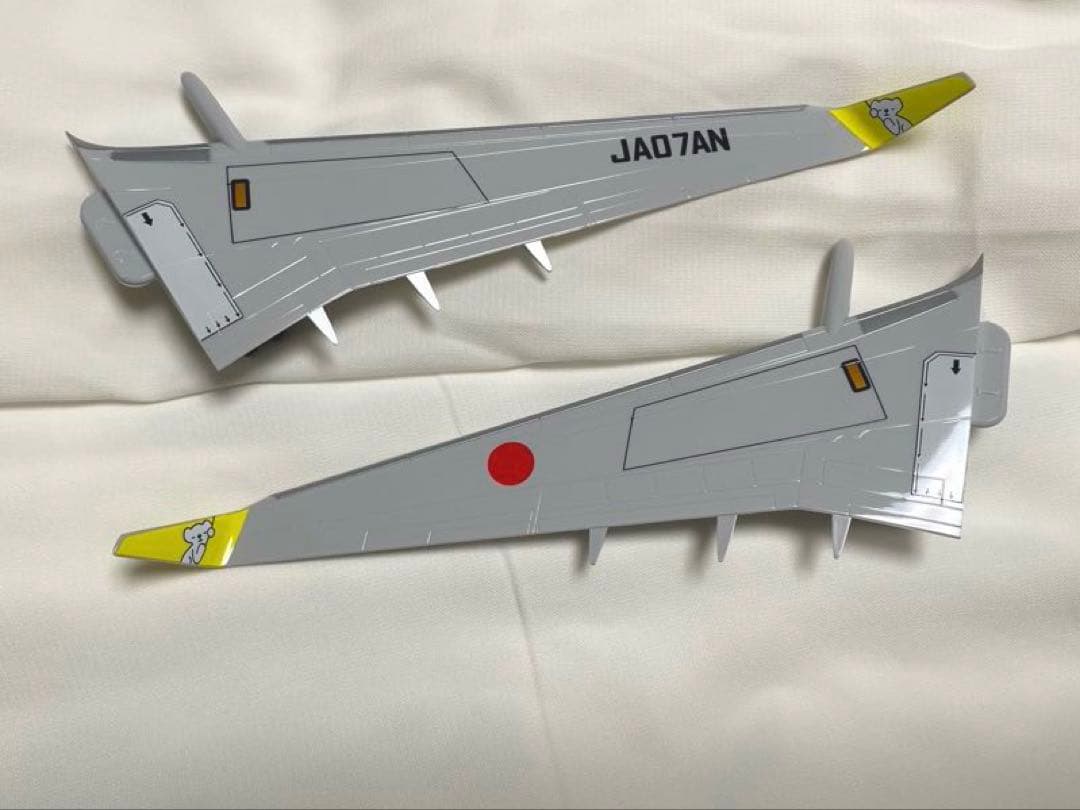 【ほぼ新品】AIRDO エアドゥ　ベアドゥ　B737-700 模型　1/130