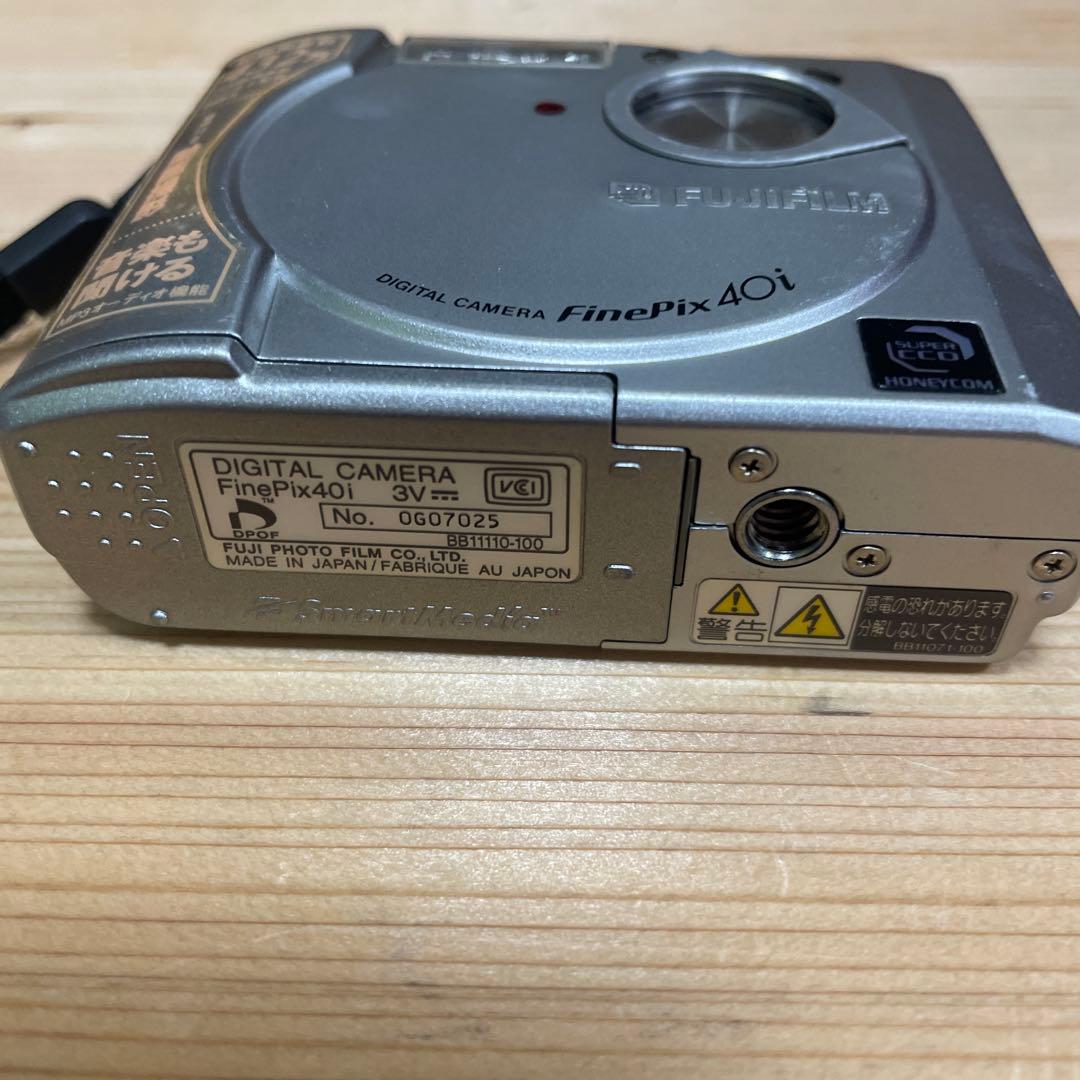 FUJIFILM FinePix40i コンパクトデジタルカメラ 中古美品