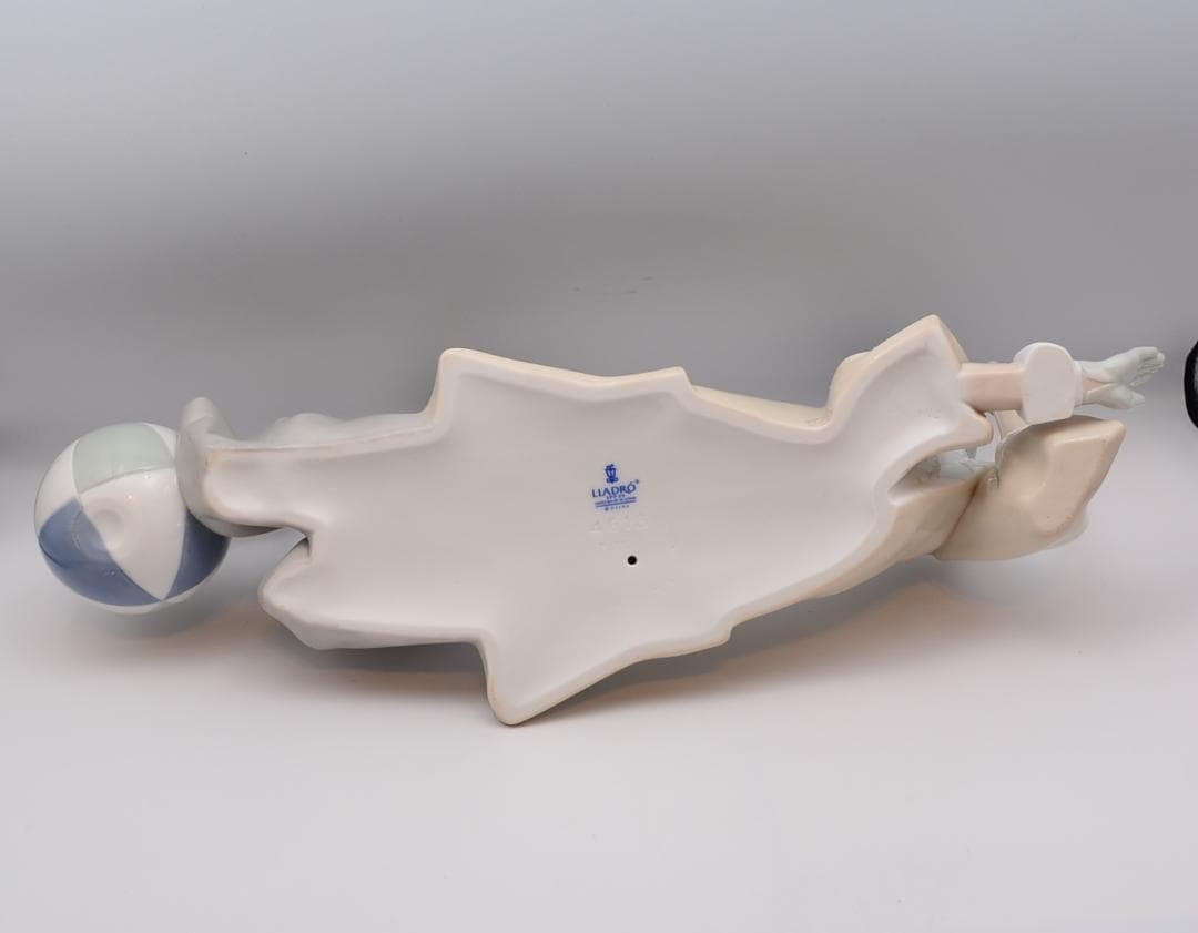 横たわるピエロ／悲しきサックスNo.2　リヤドロ　２体おまとめ　ご成約済み