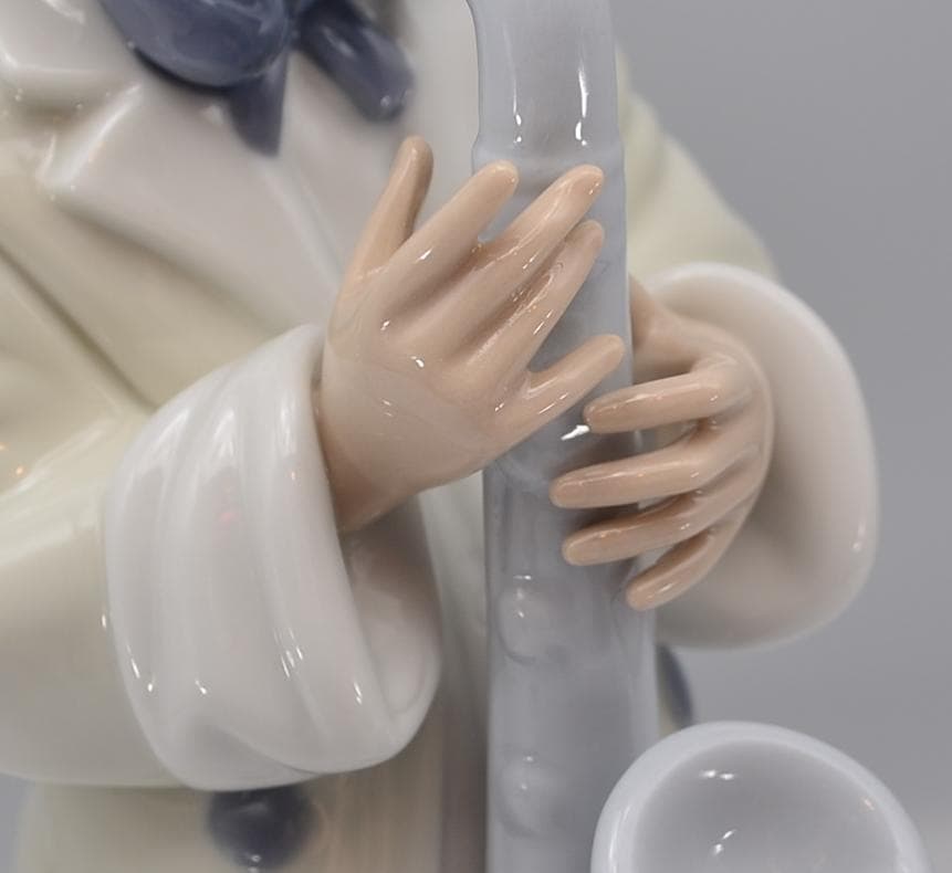 横たわるピエロ／悲しきサックスNo.2　リヤドロ　２体おまとめ　ご成約済み