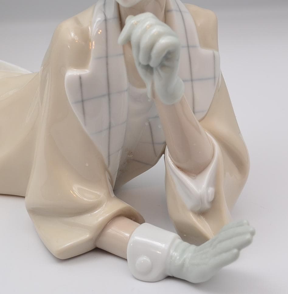 横たわるピエロ／悲しきサックスNo.2　リヤドロ　２体おまとめ　ご成約済み