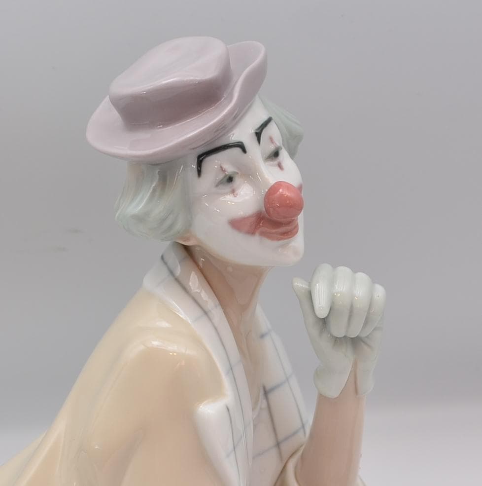 横たわるピエロ／悲しきサックスNo.2　リヤドロ　２体おまとめ　ご成約済み