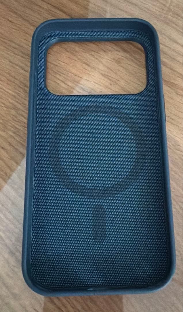 Apple純正　iPhone 17Pro テックウーブン　ケース　ブルー