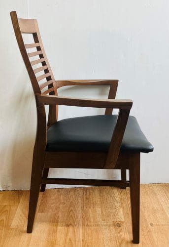 Ｊ【中古品】ニトリ ダイニングチェア ロレイン2 肘付き