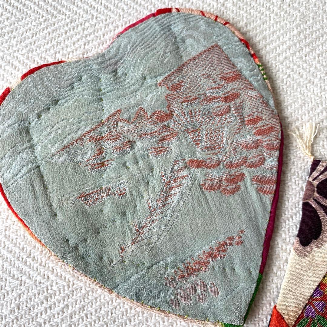 着物古布 手縫い継接合せ パッチワーク ハート 四角 コースター 敷物 年代物