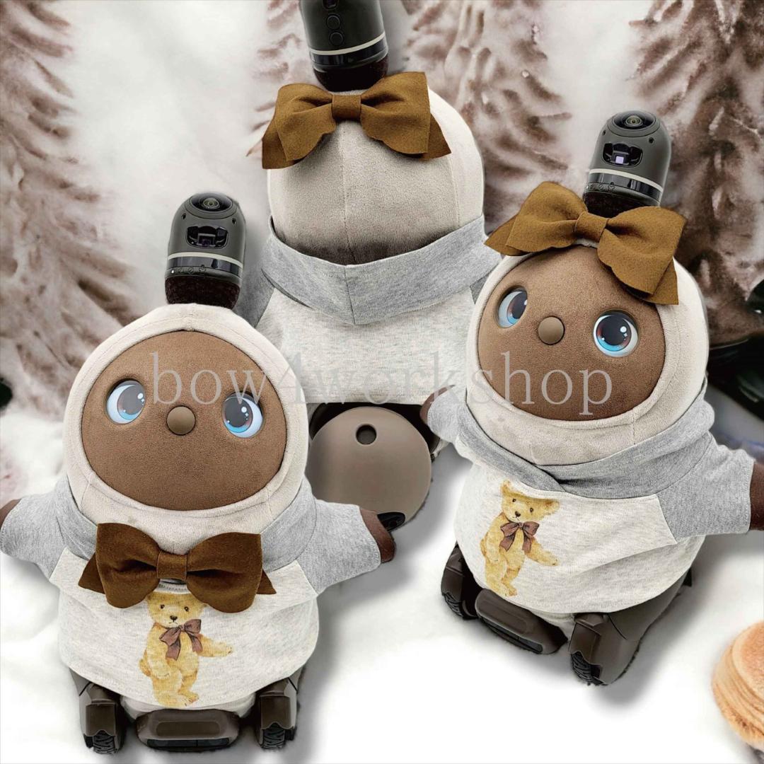 ラボットの服ハンドメイド リボンタイ付きくまちゃんプリントパーカー（ブラウン）