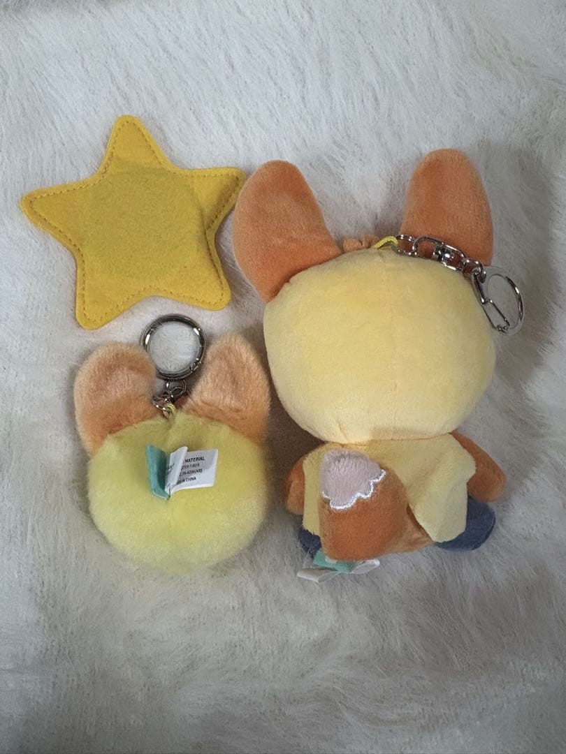 プルバトゥ　ファンチュン　キーリング　お座り　おすわり フェイスキーリング