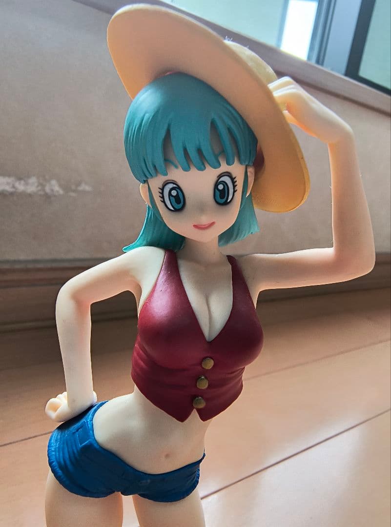 「ドラゴンボールZ×ワンピース」DX組立式フィギュア 孫悟空、ブルマ 2体セット