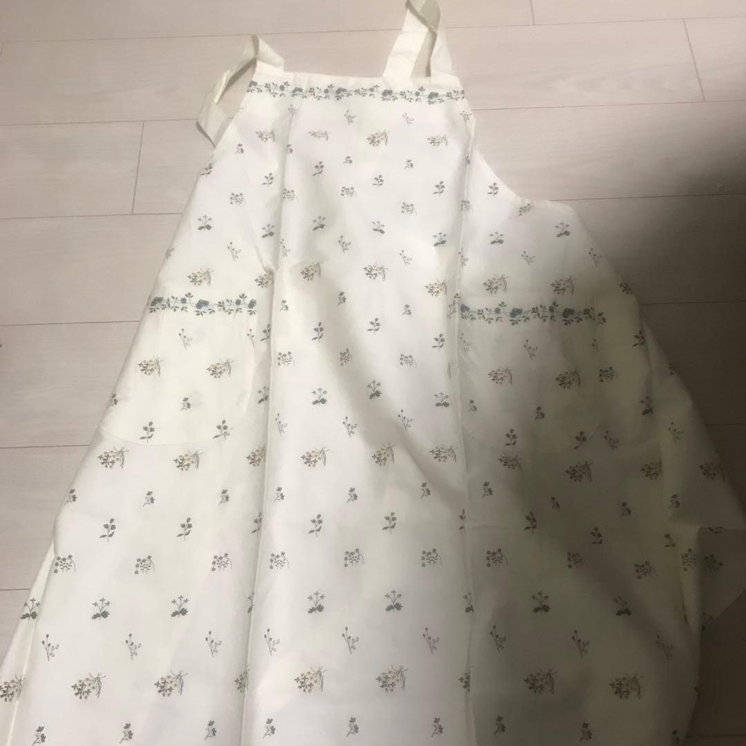 マタノアツコ　花柄　エプロン　新品未使用
