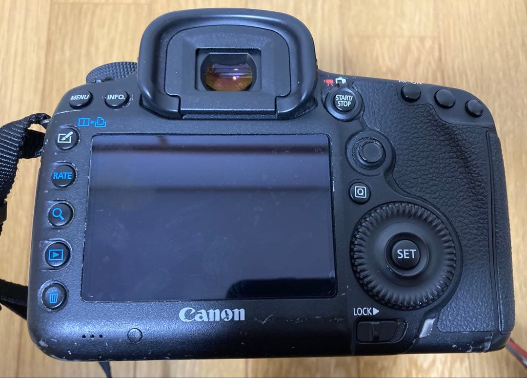 デジタルカメラ Canon EOS 5D Mark III EF 28-70mmF2.8LUSM