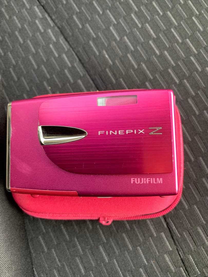 Fujifilm FinePix Z ピンク