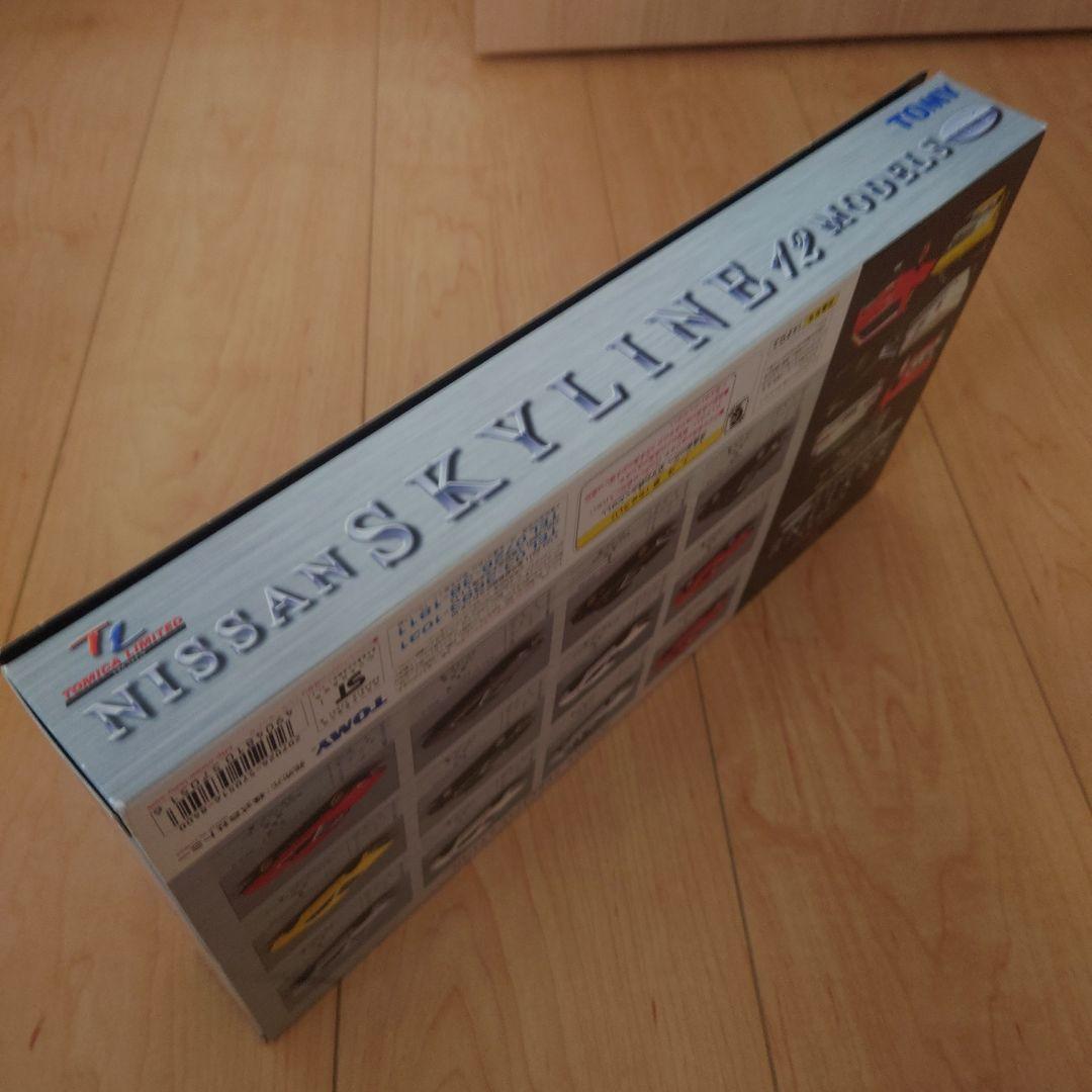ミニカー TOMICA NISSAN SKYLINE 12 MODELS