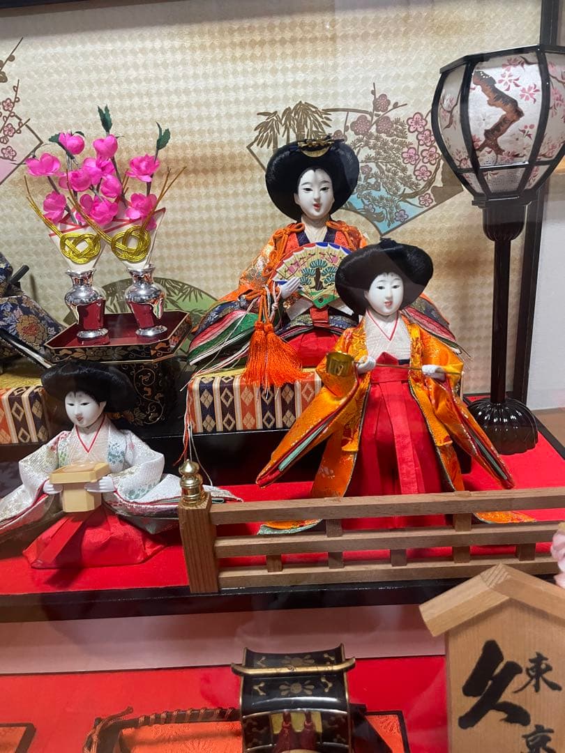 雛人形　ケース入り　オルゴール付き　久月
