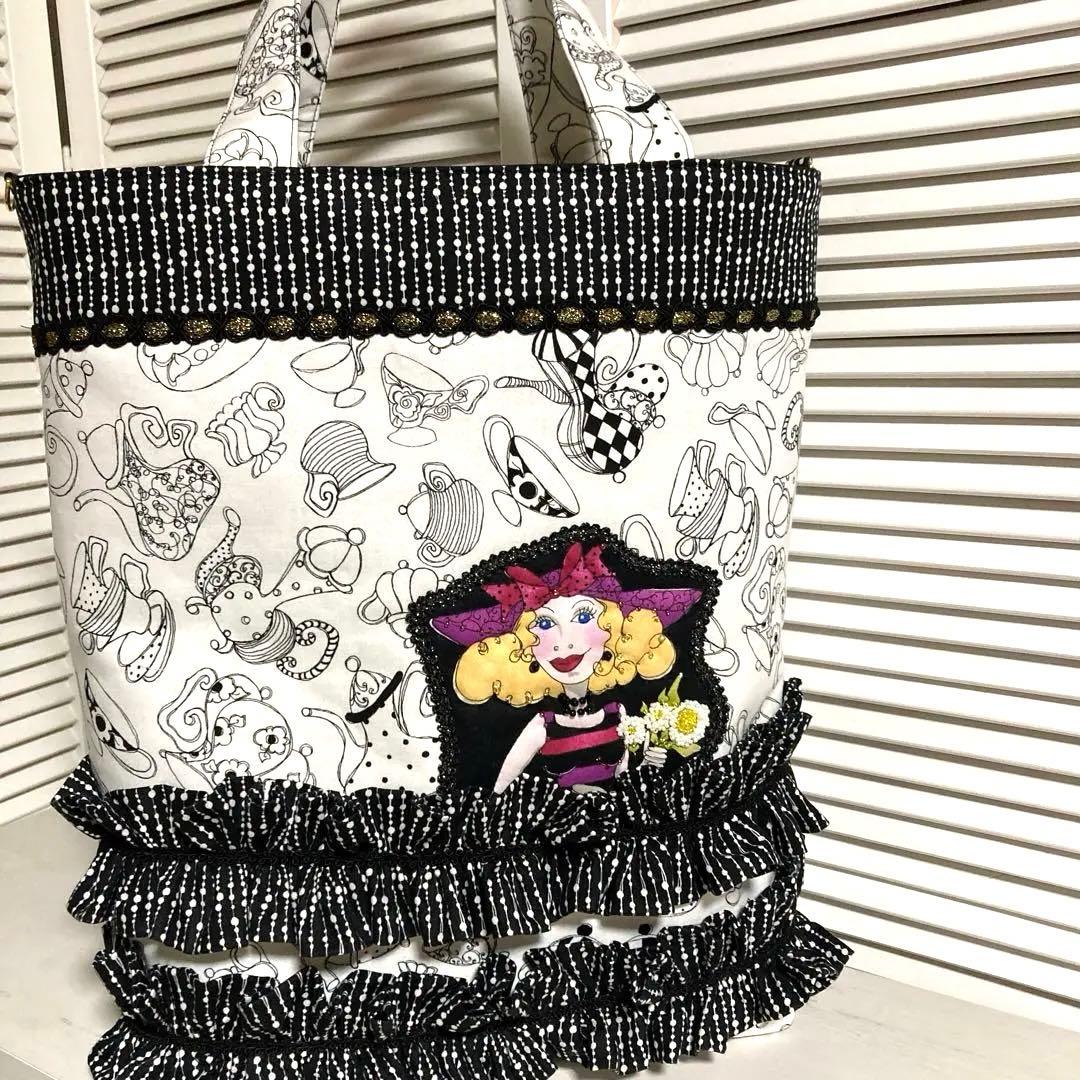 専用❤︎ぷっくり巾着バッグbig❤︎フリルトートバッグbig❤︎チャーム