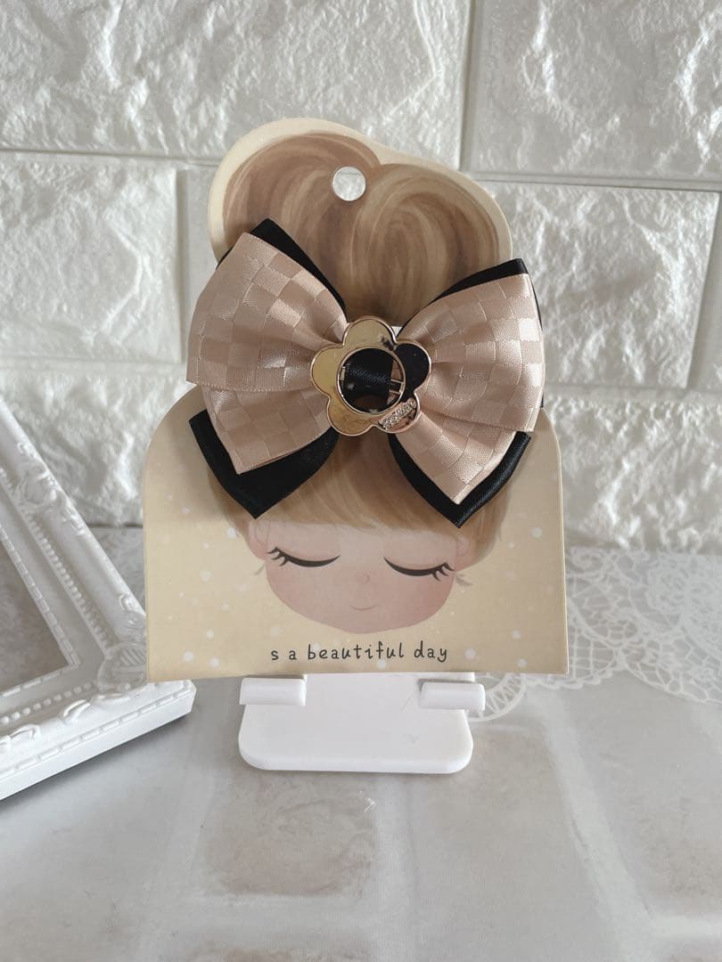 No.13リボンヘアゴム☆ハンドメイド☆サテン☆ベージュ