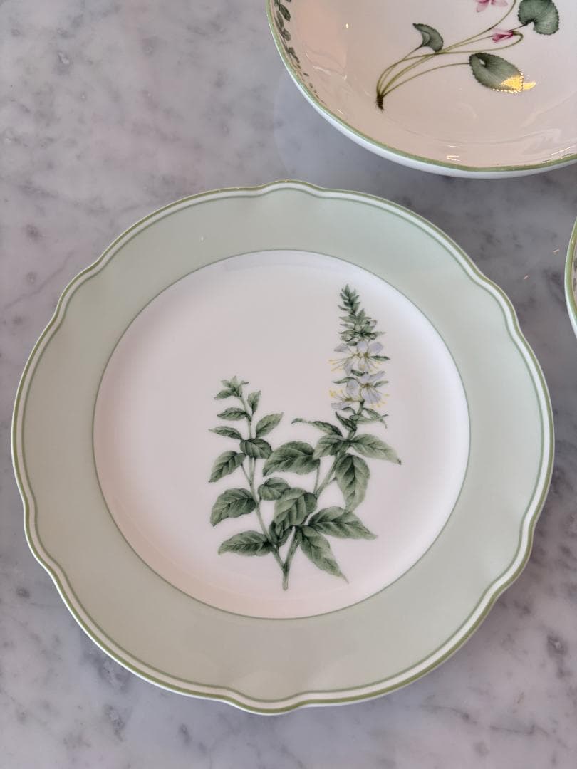 （中古品）ノリタケ　イングリッシュハーブズ　３点セット