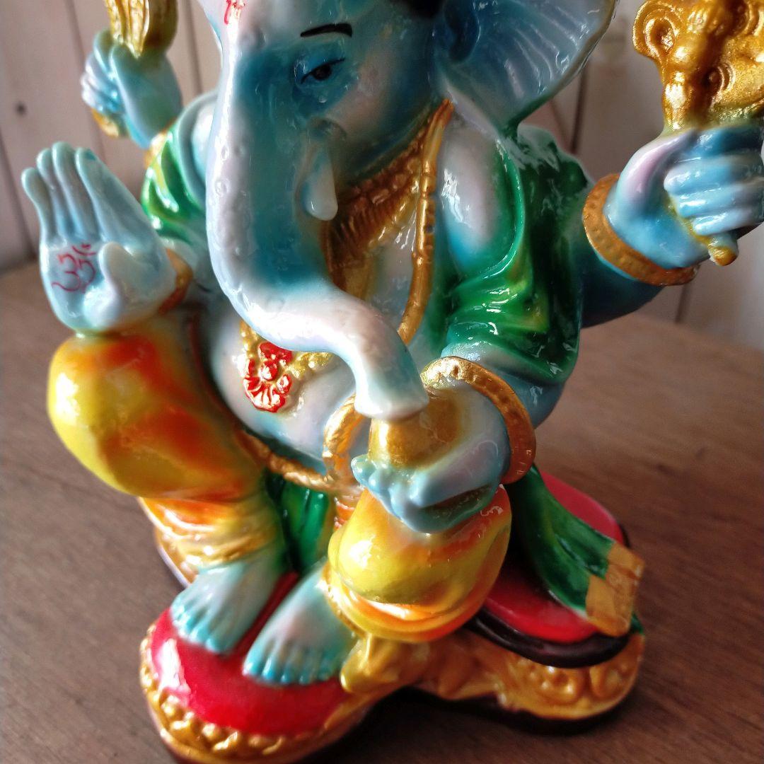 ガネーシャ　置物　レジン製品