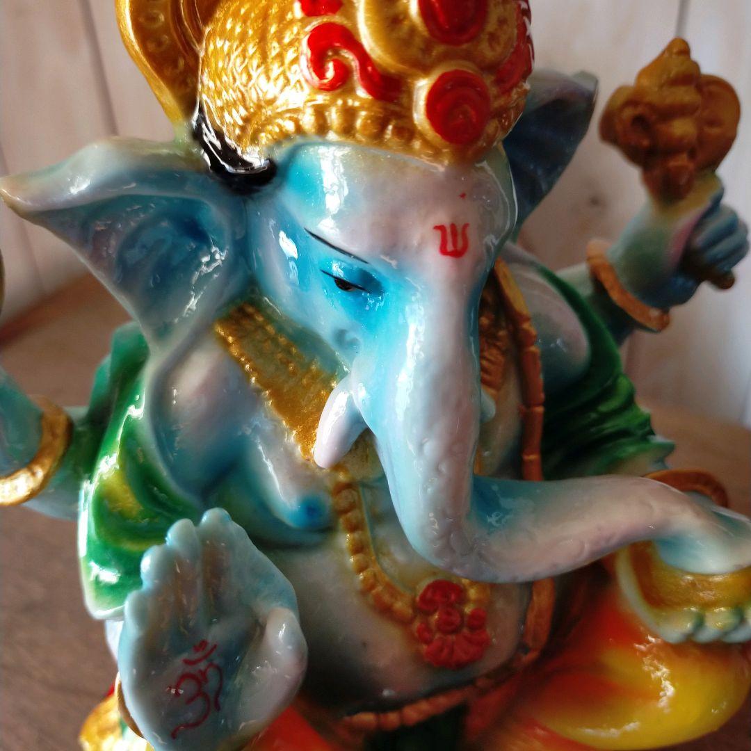 ガネーシャ　置物　レジン製品