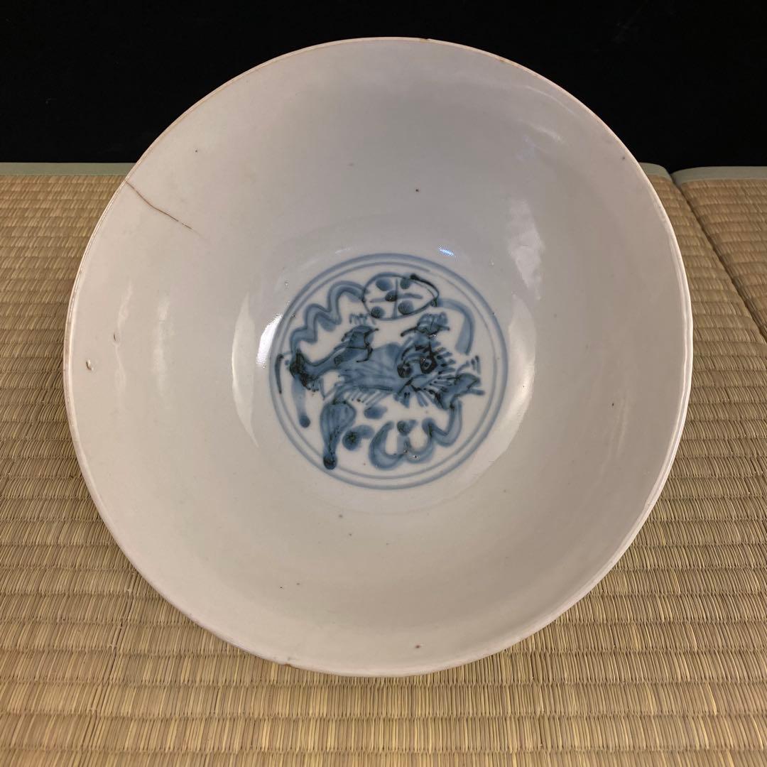 白呉須玉取獅子鉢　中国古美術