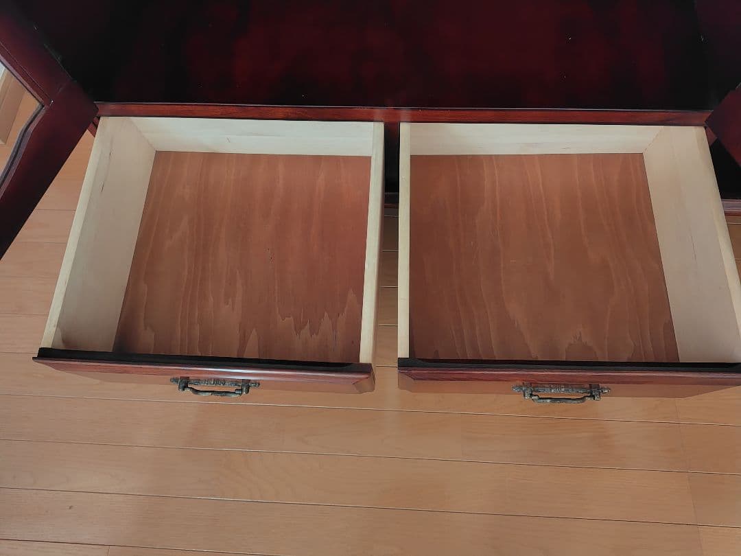 【みゆ】アンティーク ヴィンテージ サイドボード