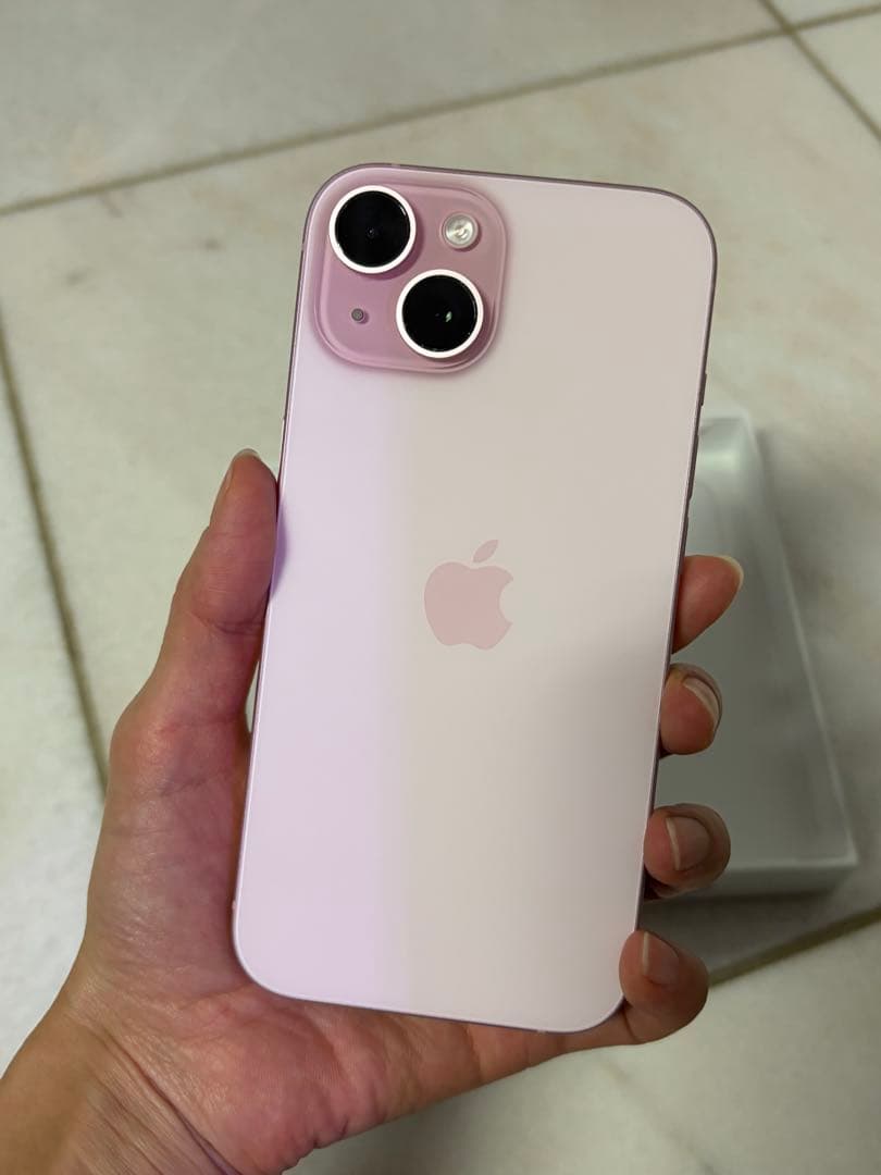 iPhone15/256GBピンク/ケース・フィルム付き