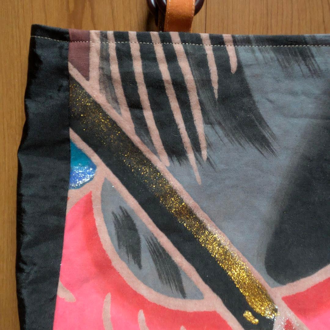 手提げバッグ　武者のぼり旗　リメイク　柿渋染め　　（黒色の持ち手）