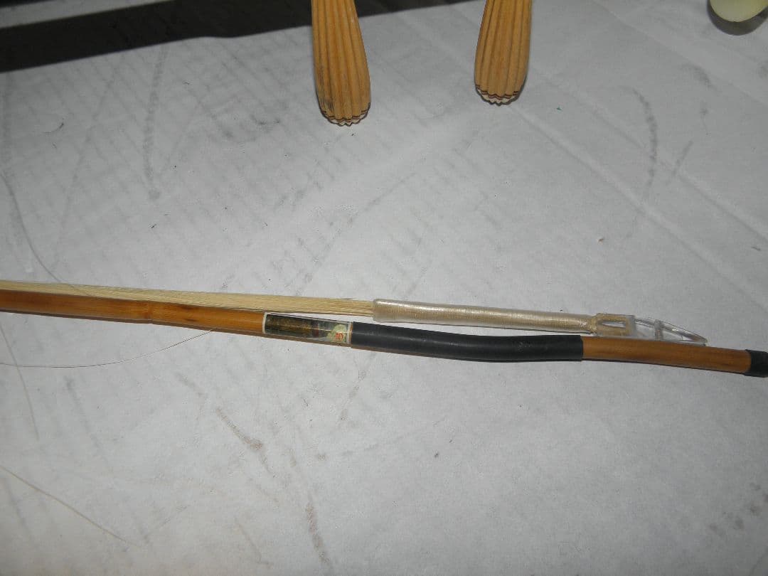 【名門・敦煌牌】二胡 上海民族楽器一廠 2004年製 付属品多数・ケース付