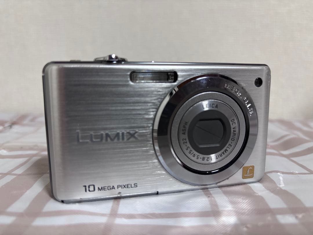 Panasonic LUMIX DMC-FS7 シルバー デジカメ 動作確認済
