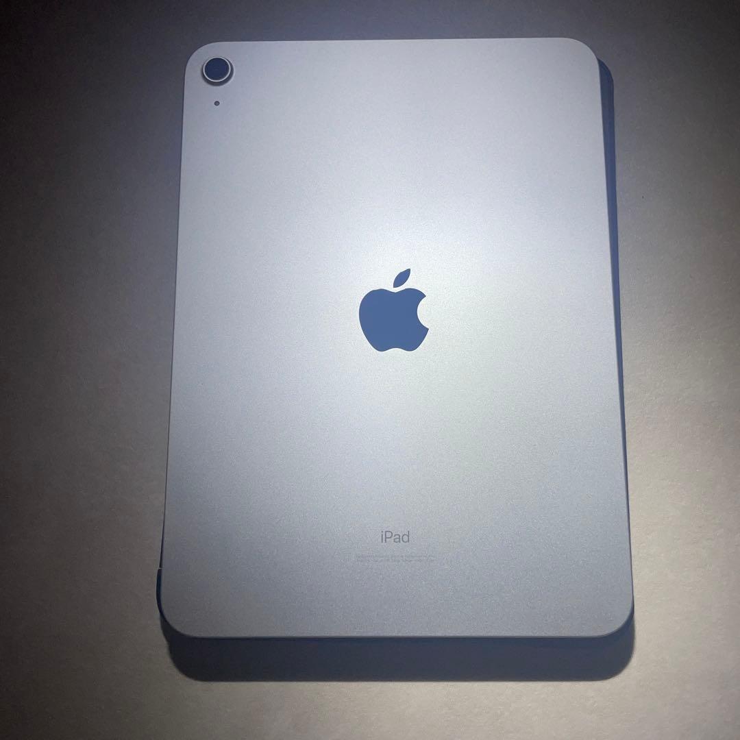 【極美品】Apple iPad (第10世代) シルバー 64GB