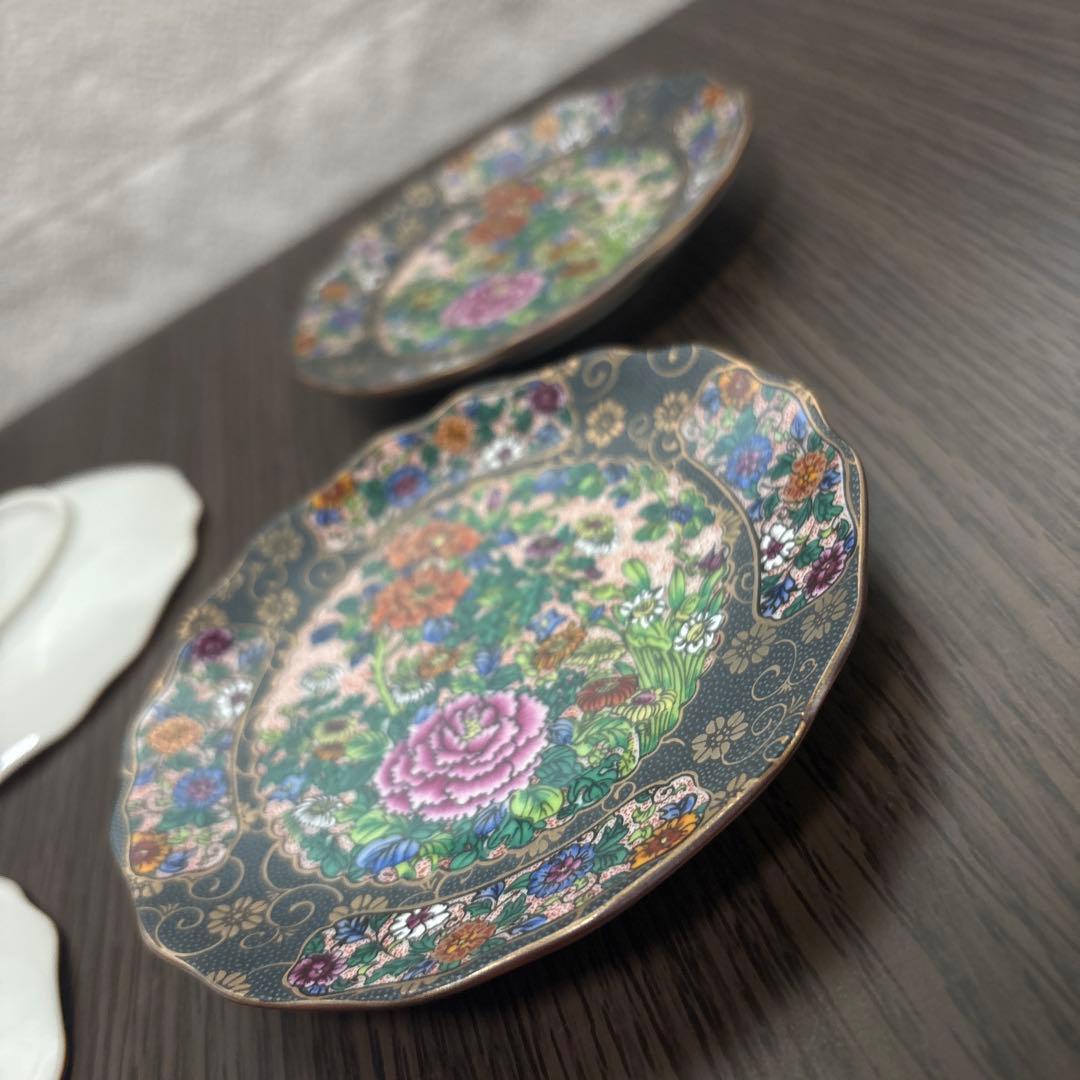 九谷焼　正峰窯　青粒鉄線　花詰　色絵金彩　銘々皿　小皿５枚