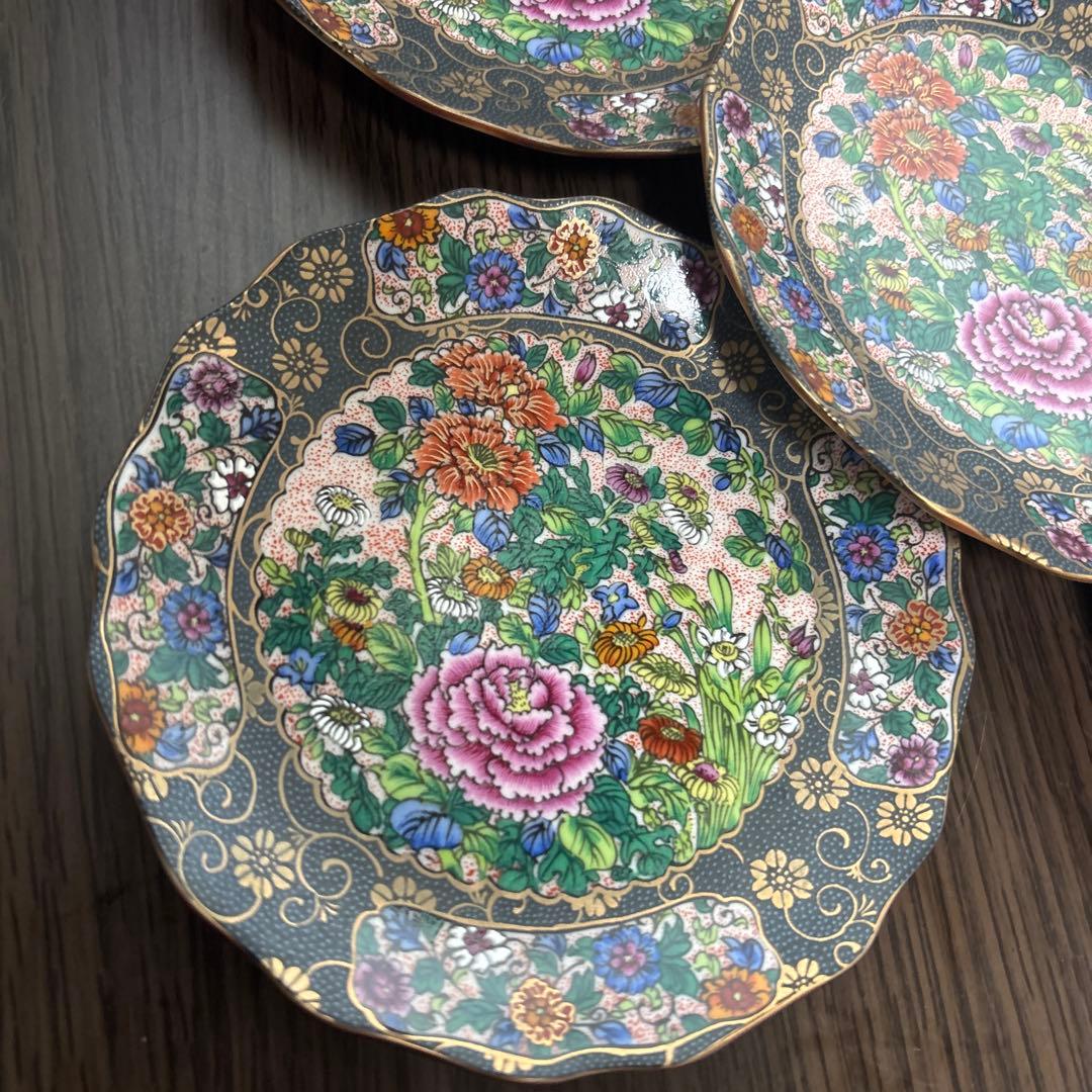 九谷焼　正峰窯　青粒鉄線　花詰　色絵金彩　銘々皿　小皿５枚