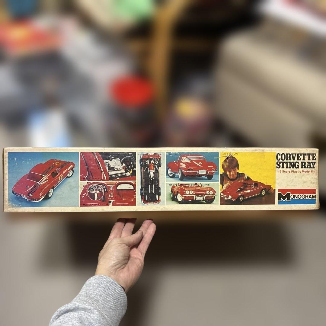 '65 Corvette Sting Ray プラスチックモデルキット