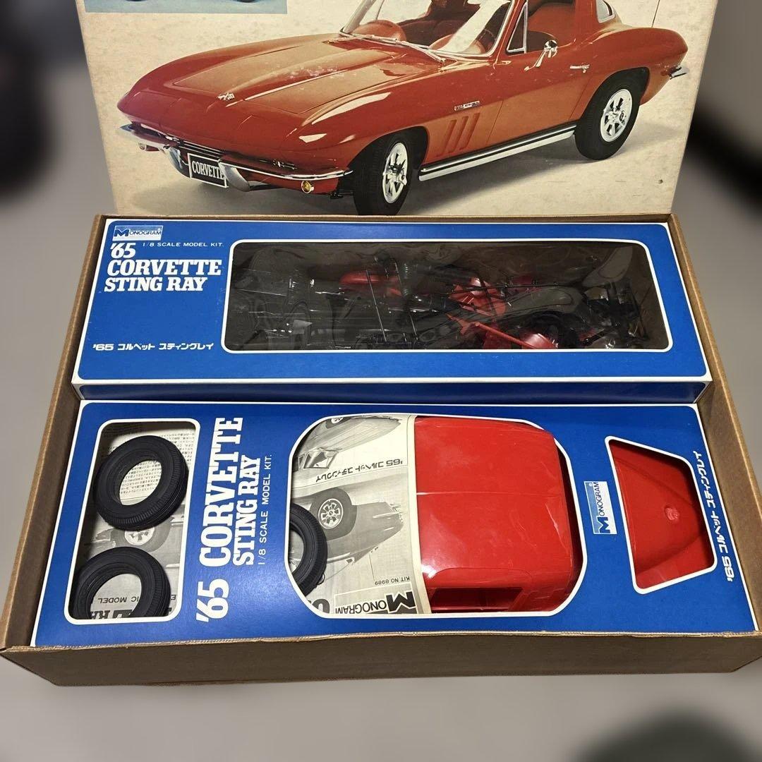 '65 Corvette Sting Ray プラスチックモデルキット