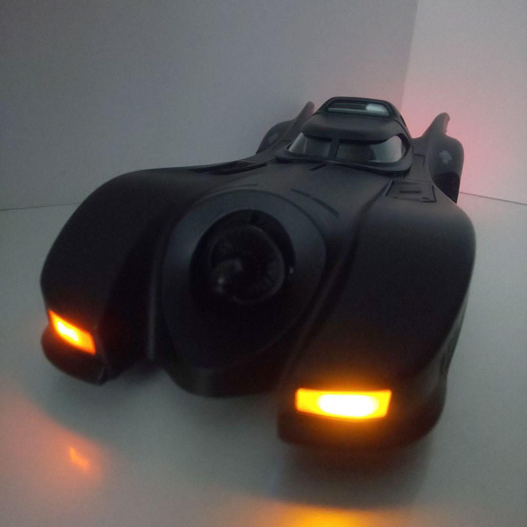 〓1/18スケール〓バットモービル〓金属製ダイキャストモデル〓