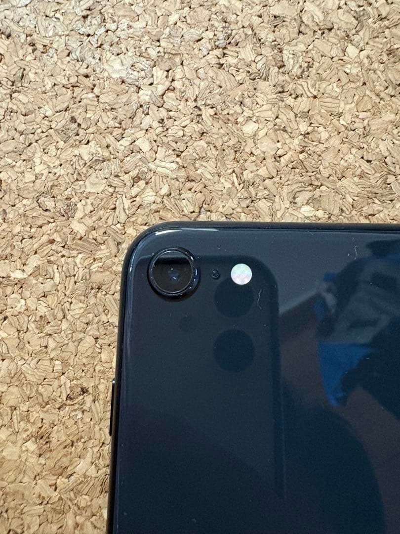 Apple iPhone SE (第2世代) ブラック